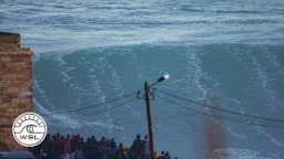 Lucas Chianca Gets An Early Bomb At Nazare