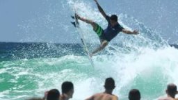 Gold Coast Expression Session: Pros Bring Big Excitement To Small Waves