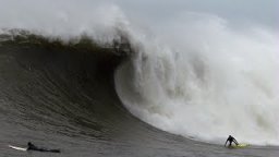 Surfing Massive Mavericks - Dec. 20, 2014 