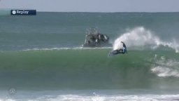 Muniz Rips Into Wall At J-Bay