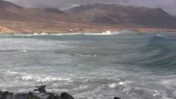 Waveguru Surfschool & Surfcamp