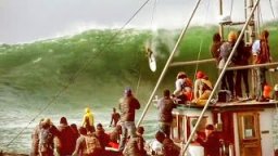 Heavy Wave SURFING | Mavericks | California 2014