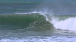 Highlights: Supertubes Delivers, Goofyfooters Take Advantage