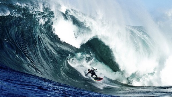 Surfers1-620x349.jpg