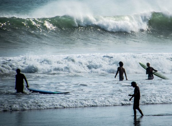 Pantai-Surfing.jpg