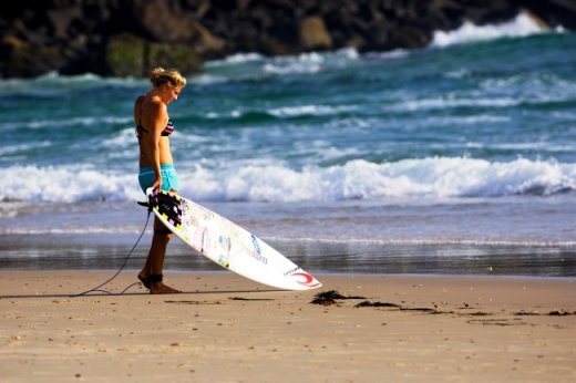Stephanie Gilmore Waits for the Waves