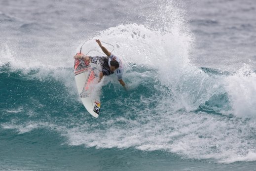 Jordy Smith exploded in his Round 3 heat today.