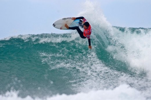 BrazilianSurfer Adriano de Souza